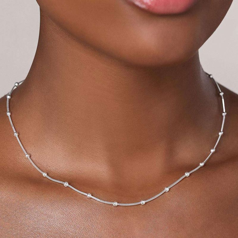 Gargantilla veneciana con bolitas macizas